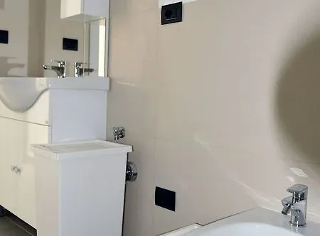 Aparthotel Lingotto 3*